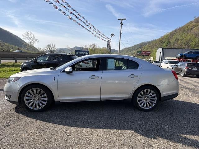 2016 Lincoln MKS Base