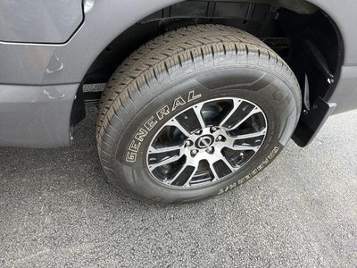 2023 Nissan Titan SV