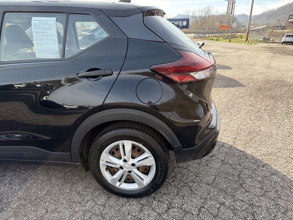 2021 Nissan Kicks S