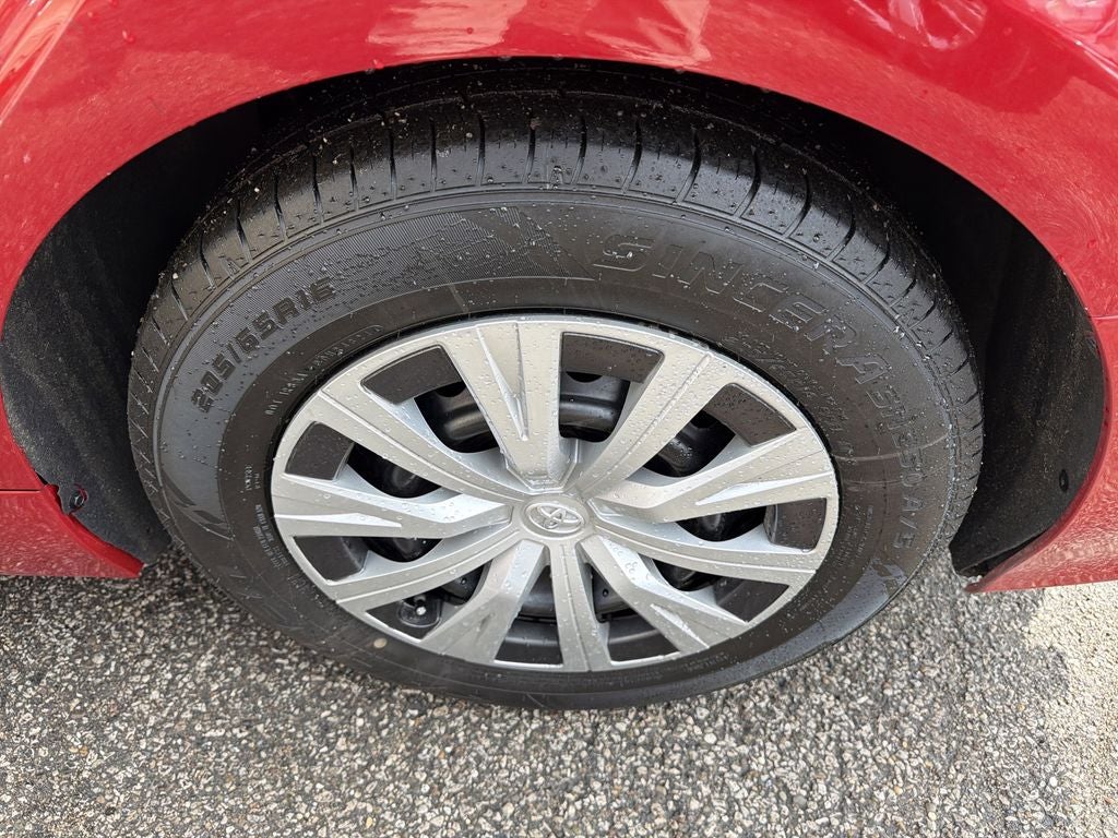 2023 Toyota Camry Hybrid LE