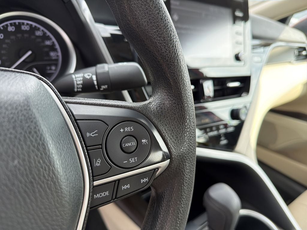 2023 Toyota Camry Hybrid LE