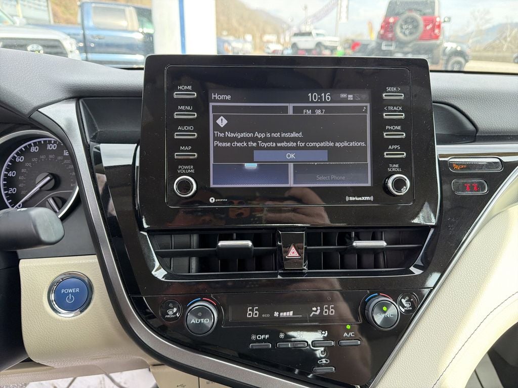 2023 Toyota Camry Hybrid LE