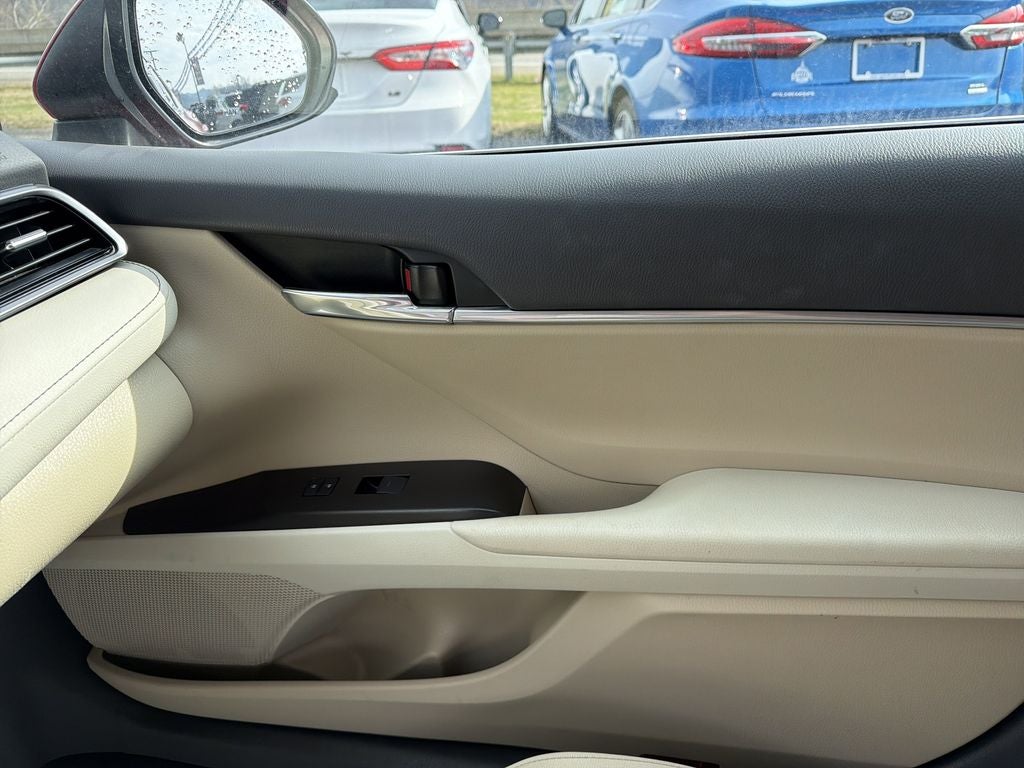 2023 Toyota Camry Hybrid LE