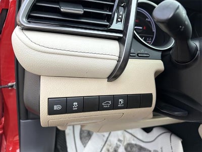 2023 Toyota Camry Hybrid LE