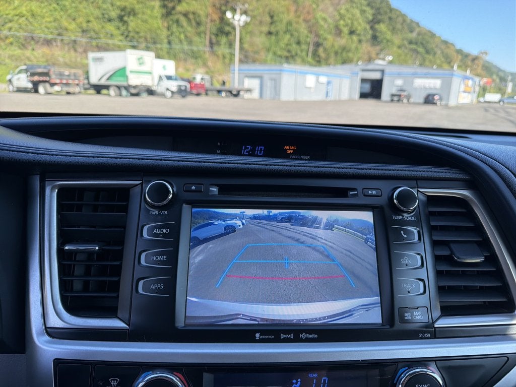 2016 Toyota Highlander XLE V6