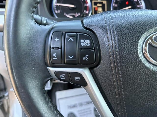 2016 Toyota Highlander XLE V6