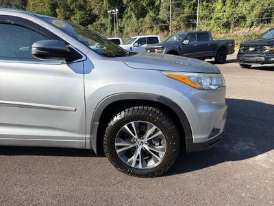 2016 Toyota Highlander XLE V6