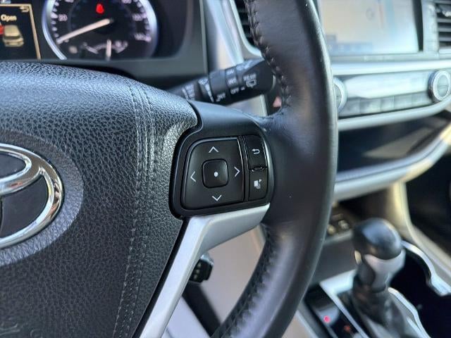 2016 Toyota Highlander XLE V6