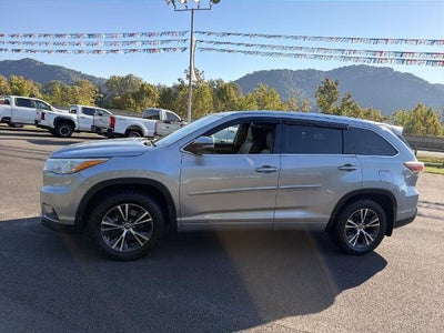 2016 Toyota Highlander XLE V6