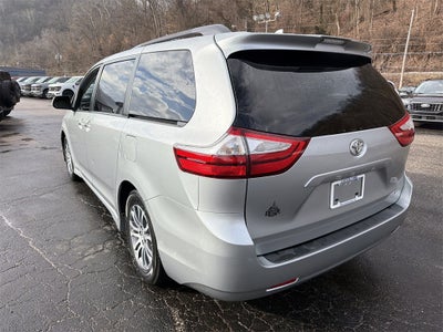 2019 Toyota Sienna L 7 Passenger