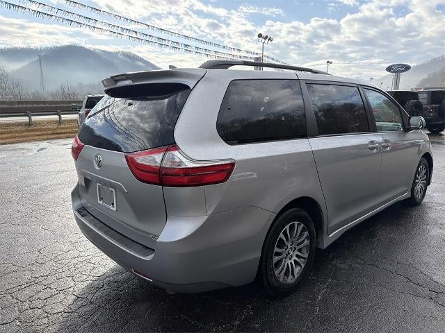 2019 Toyota Sienna L 7 Passenger