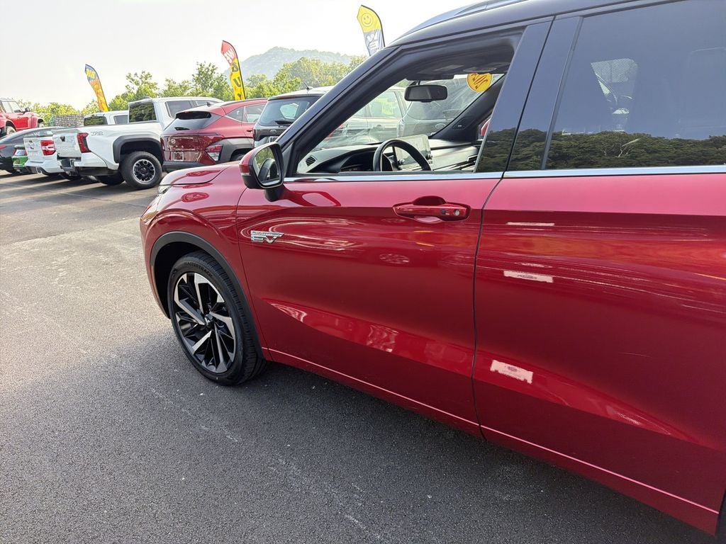 2024 Mitsubishi Outlander PHEV Base