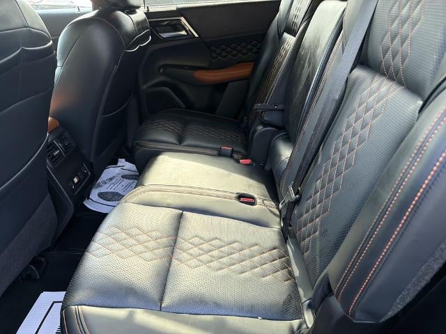 2024 Mitsubishi Outlander PHEV Base