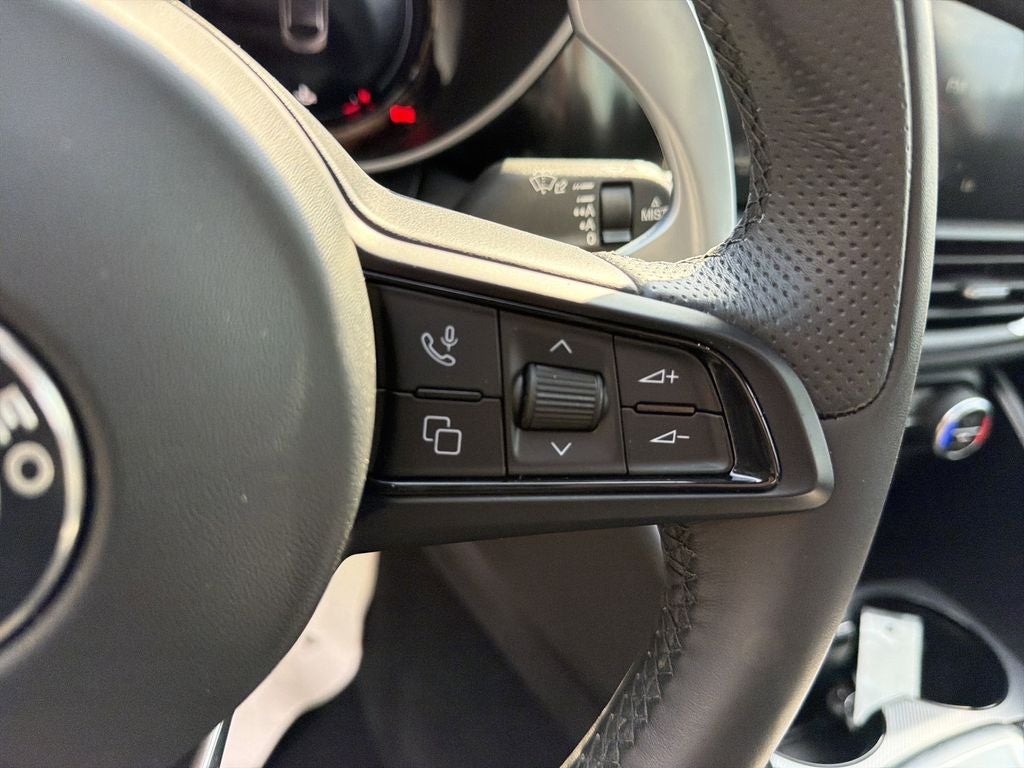 2024 Alfa Romeo Giulia Veloce